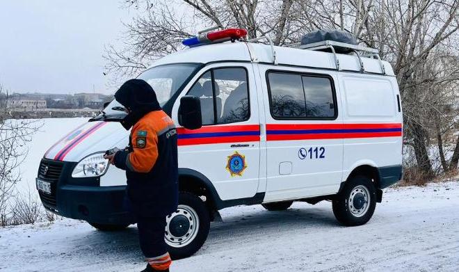 Спасателям понадобилось альпинистское снаряжение для помощи жителям столицы