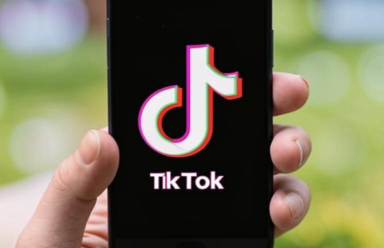 Еврокомиссия расследует манипуляции выборами через TikTok