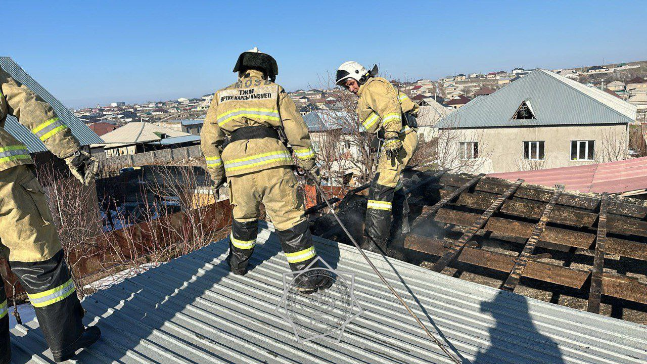 Баню потушили в Шымкенте