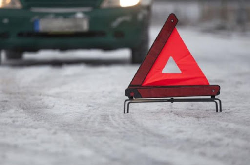 В Алматы насмерть сбили перебегающего дорогу пешехода