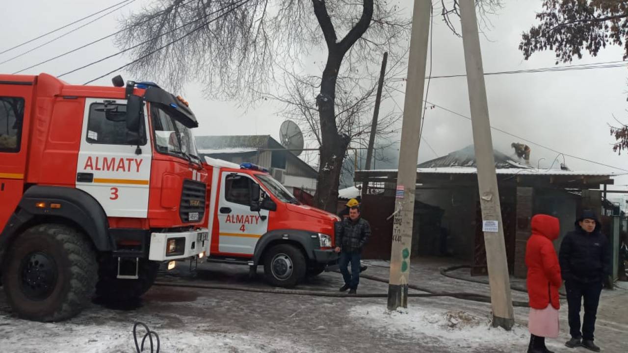 За сутки в южной столице загорелись четыре бани