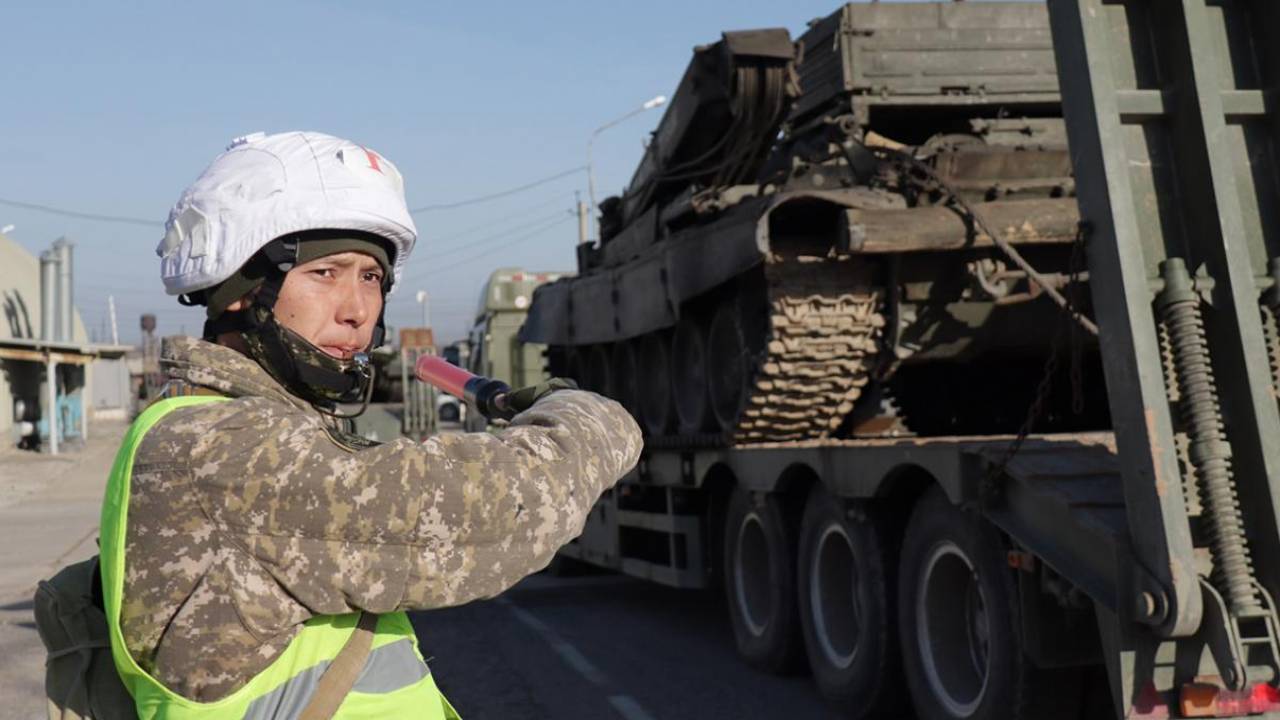 В РК по тревоге подняты воинские части