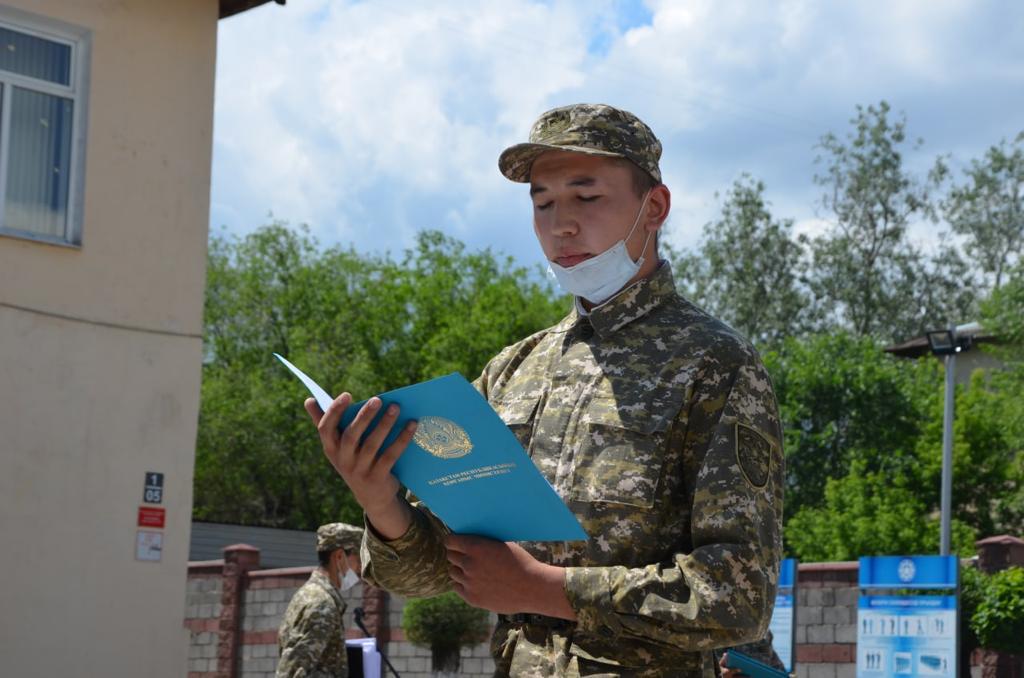 Выпуск курсантов состоялся в филиале военно-технической школы в Алматы 