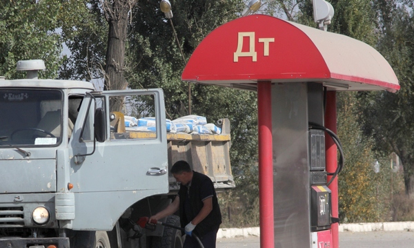 Дешевое дизтопливо в прошлом: Казахстан теряет палочку-выручалочку для экономики 