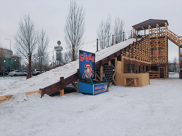 Горки в ледовых городках Нур-Султана стали платными: что происходит