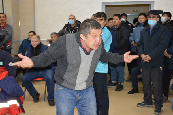 Водители скорой помощи в Актобе подняли бунт