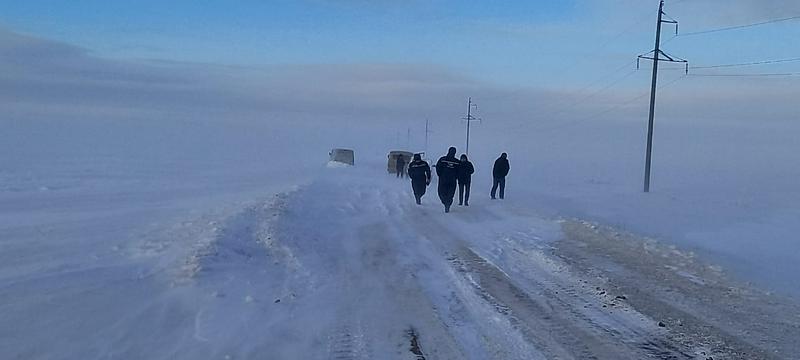 В Костанайской области спасатели вызволили из снежного плена более сотни человек