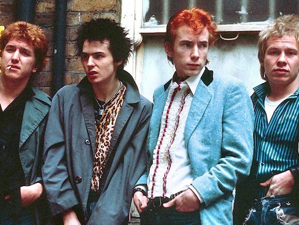 Дэнни Бойл снял сериал о Sex Pistols