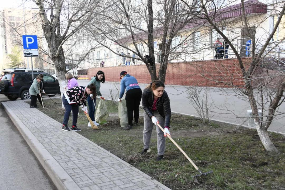 Свыше 62 тысяч человек приняли участие в общегородском субботнике в Нур-Султане