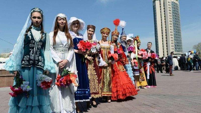 В Казахстане отмечают День единства народа