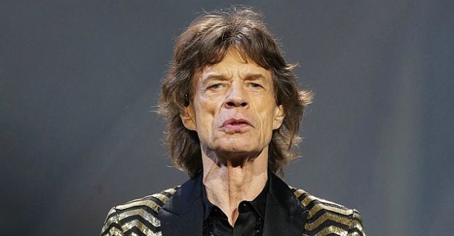 The Rolling Stones отменили концерт из-за коронавируса у Мика Джаггера