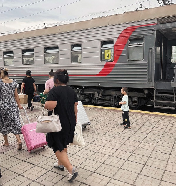 Скотский Вагон? Можно ли заехать в Новый Казахстан на старых поездах