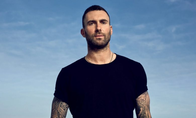 Лидер Maroon 5 Адам Левин хотел назвать третьего ребенка в честь любовницы