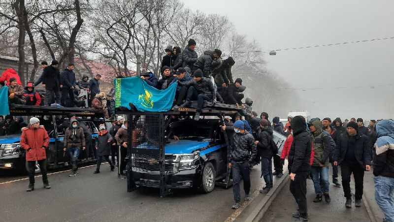 В РК первых участников январских событий амнистировали