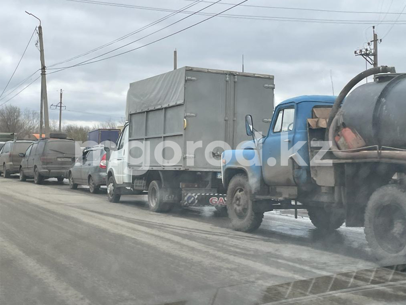 Газ отпускают только по талонам на заправках Уральска