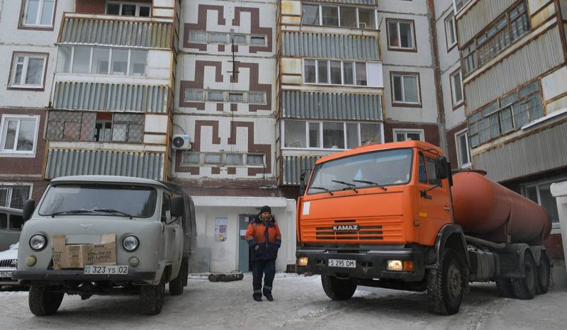 Добровольцы выехали восстанавливать поврежденную систему отопления в Экибастузе 