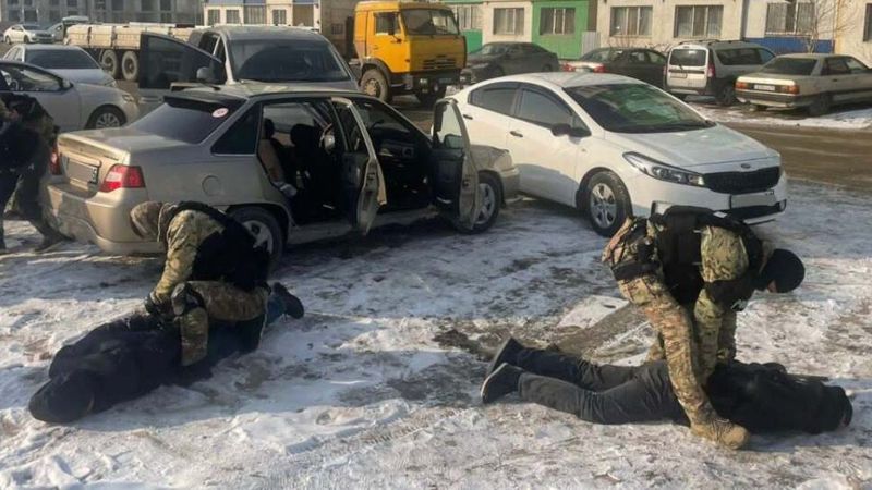 В Алматы задержали группу квартирных воров