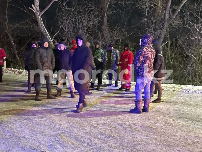 Живущие на дачах в Уральске граждане вышли на акцию протеста