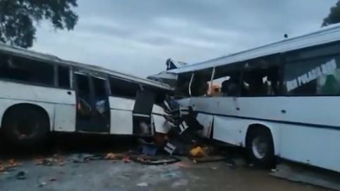 40 человек погибли при столкновении пассажирских автобусов в Сенегале