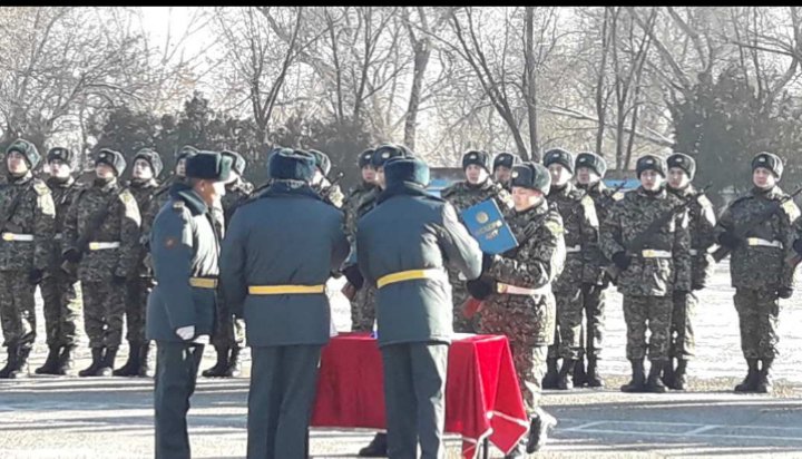 ЧП в Нацгвардии: солдат-срочник попытался застрелиться и случайно ранил майора