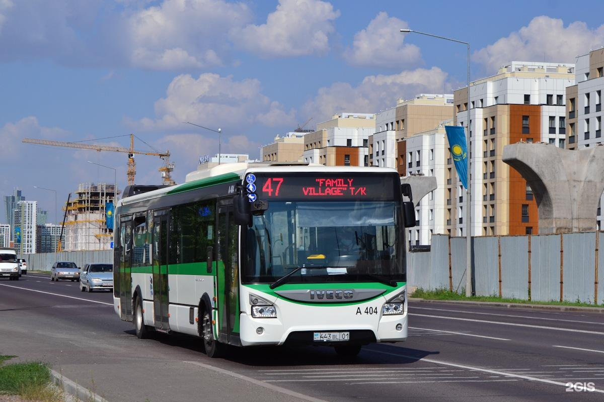 Водитель автобуса в Астане смотрел порно за рулём