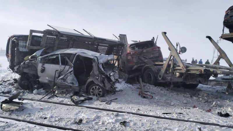 Поезд и автовоз столкнулись в Актюбинской области