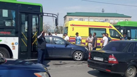 Два человека погибли в массовой аварии в Атырау