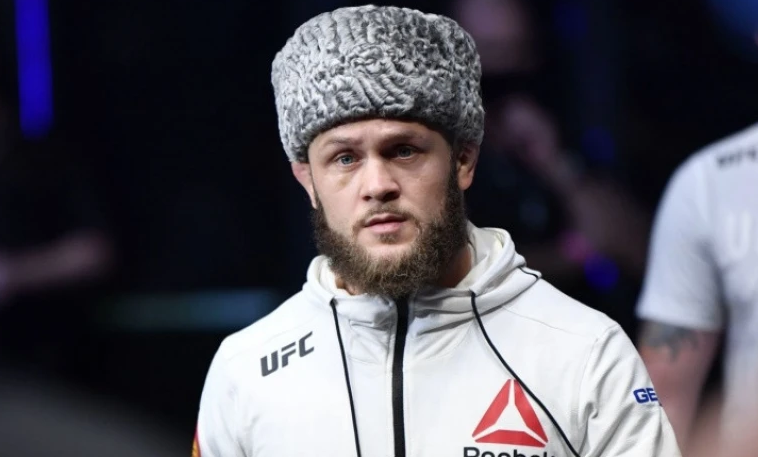 UFC официально анонсировал топовый бой уроженца Казахстана