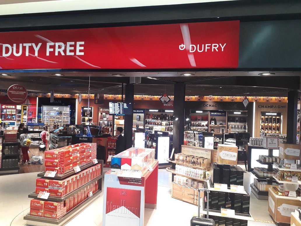 Магазин Duty Free: о самой невыгодной покупке рассказала стюардесса