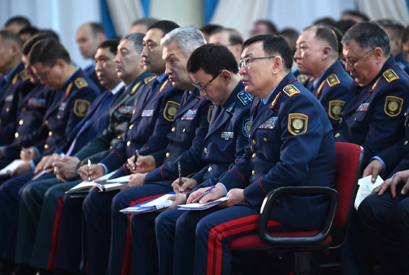 Полиция всегда должна быть примером для народа - Токаев