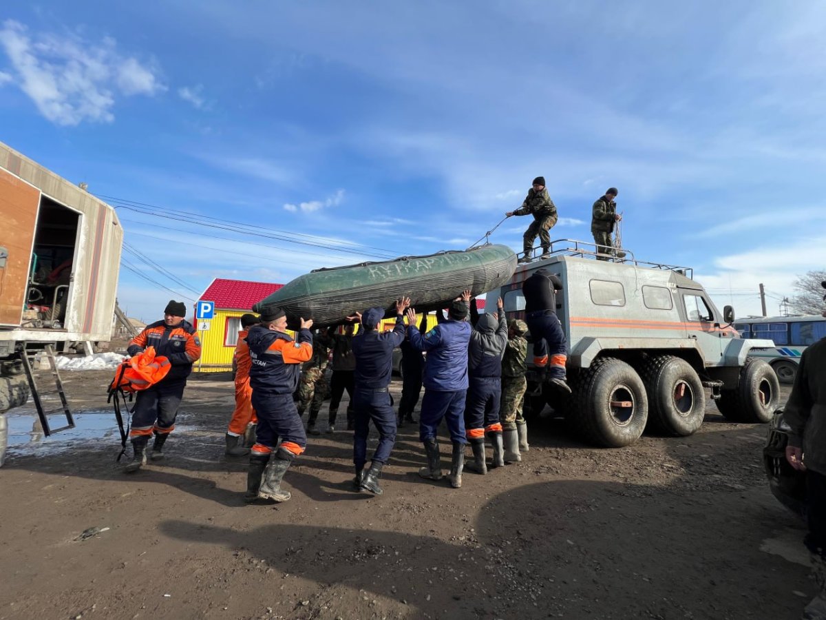 В ЗКО 11 поселков остаются отрезанными от транспортного сообщения