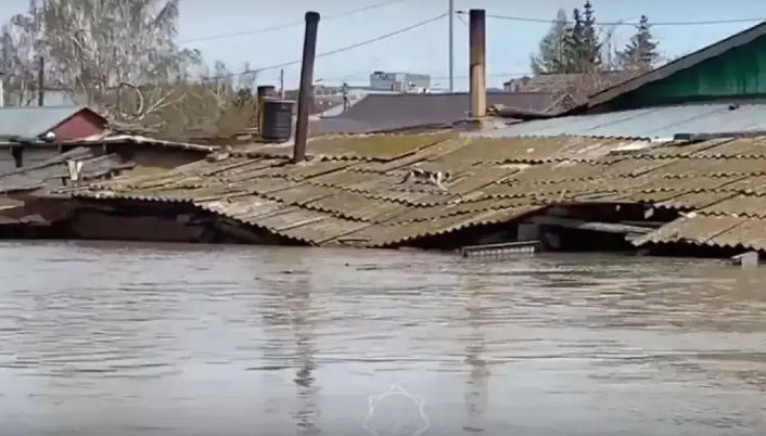 В Петропавловске в затопленном доме нашли труп мужчины