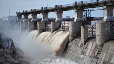 Жители Жезказгана и Сатпаева пьют загрязненную воду