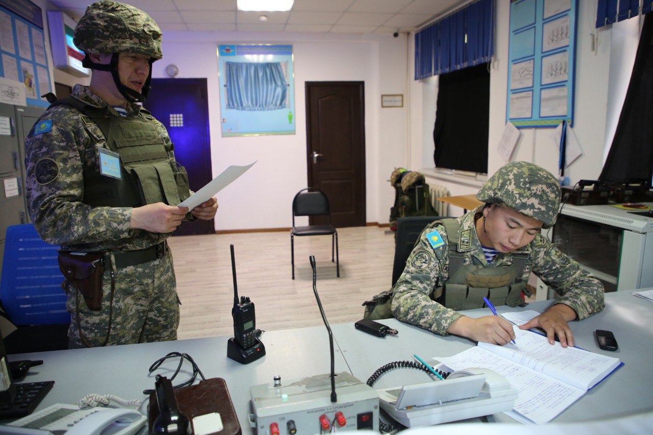 Вооруженные силы Казахстана подняли по тревоге