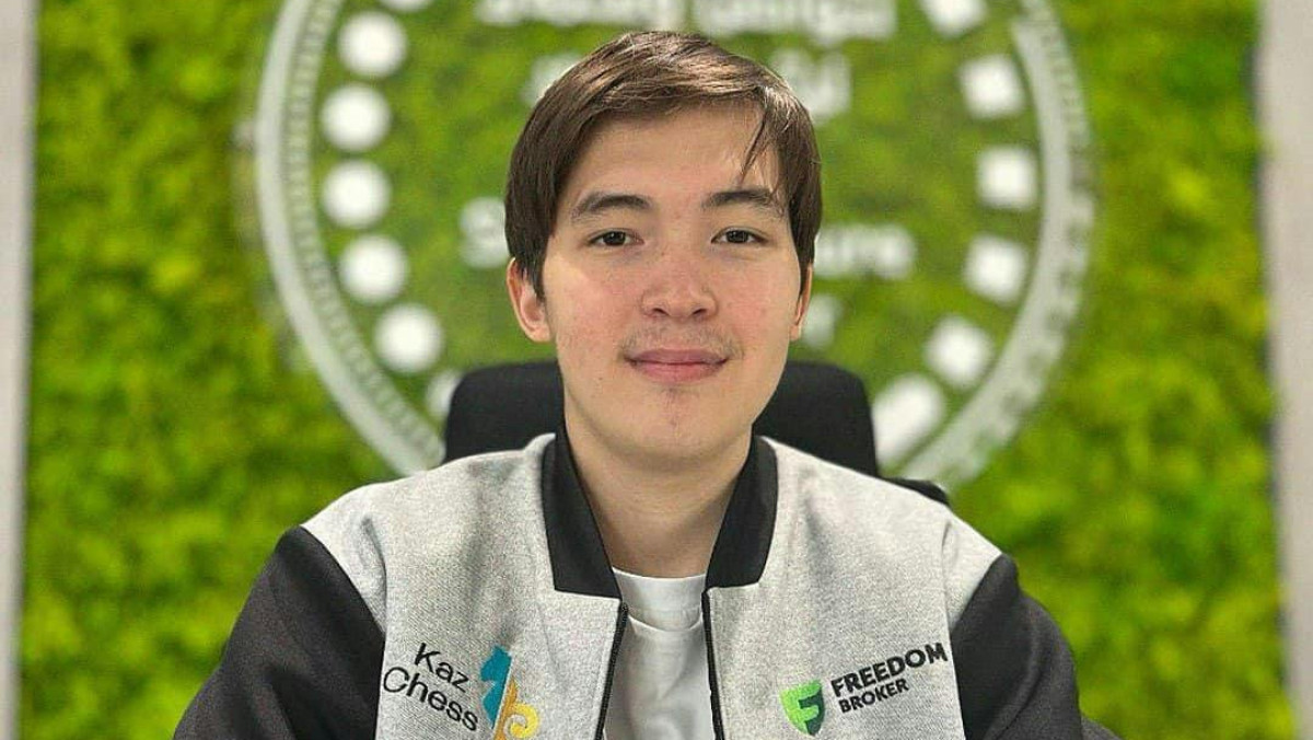 20-летний казахстанский гроссмейстер Казыбек Ногербек стал чемпионом мира по шахматам