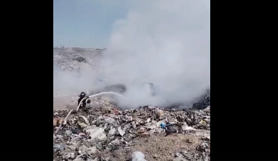 В Карагандинской области загорелся мусорный полигон