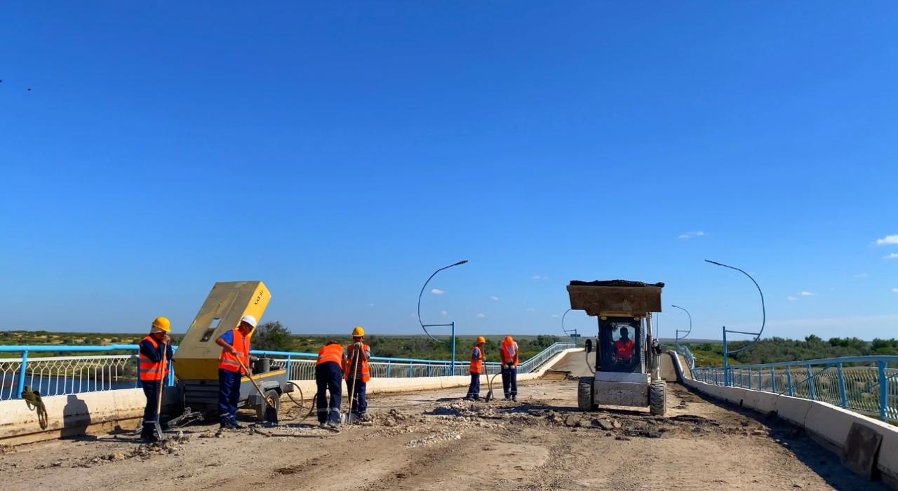 Поврежденный паводком мост заменили в Актюбинской области